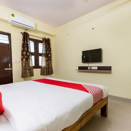 Oyo Kalpataru Lodge Hunsur Exteriör bild