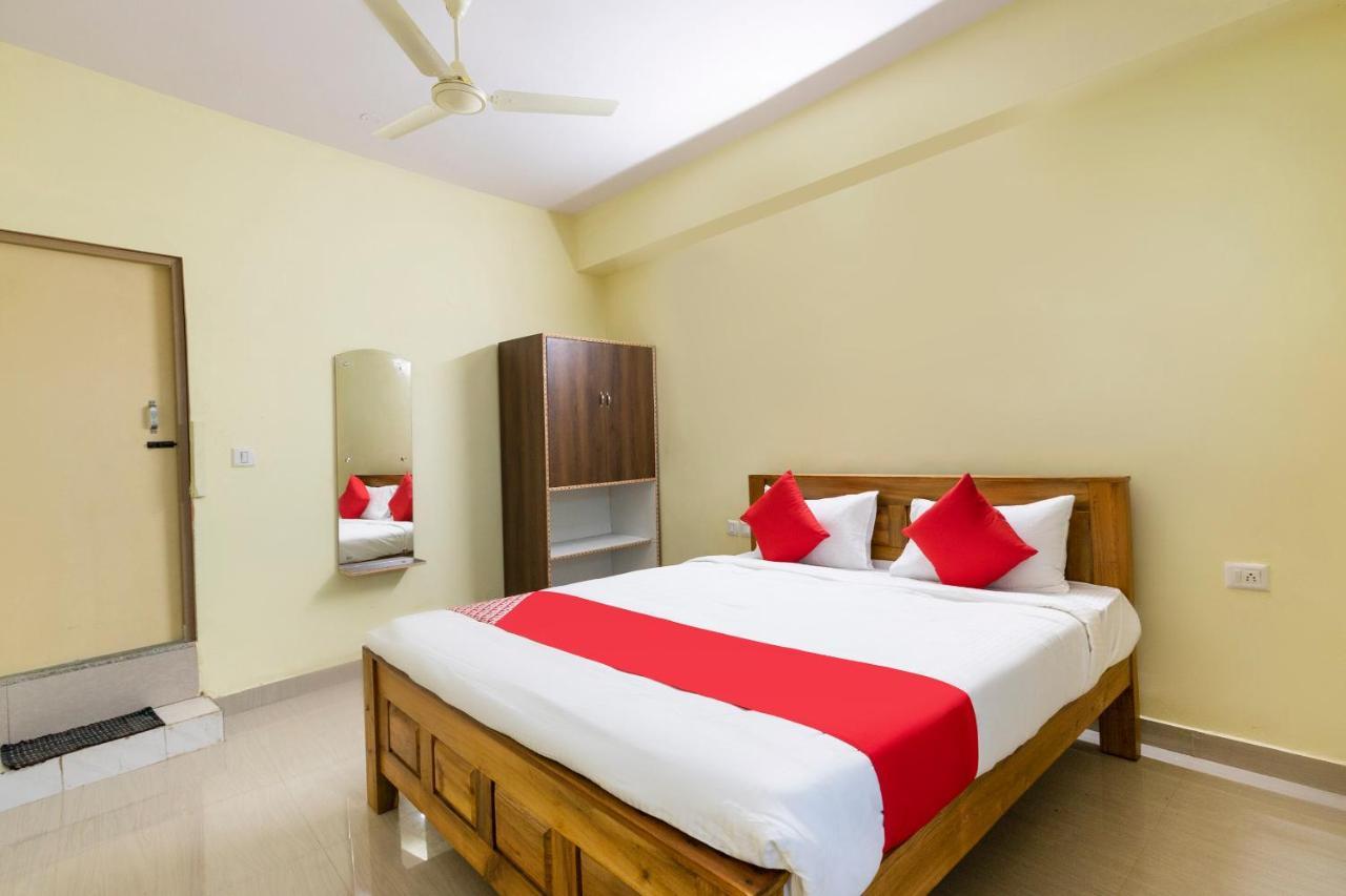 Oyo Kalpataru Lodge Hunsur Exteriör bild