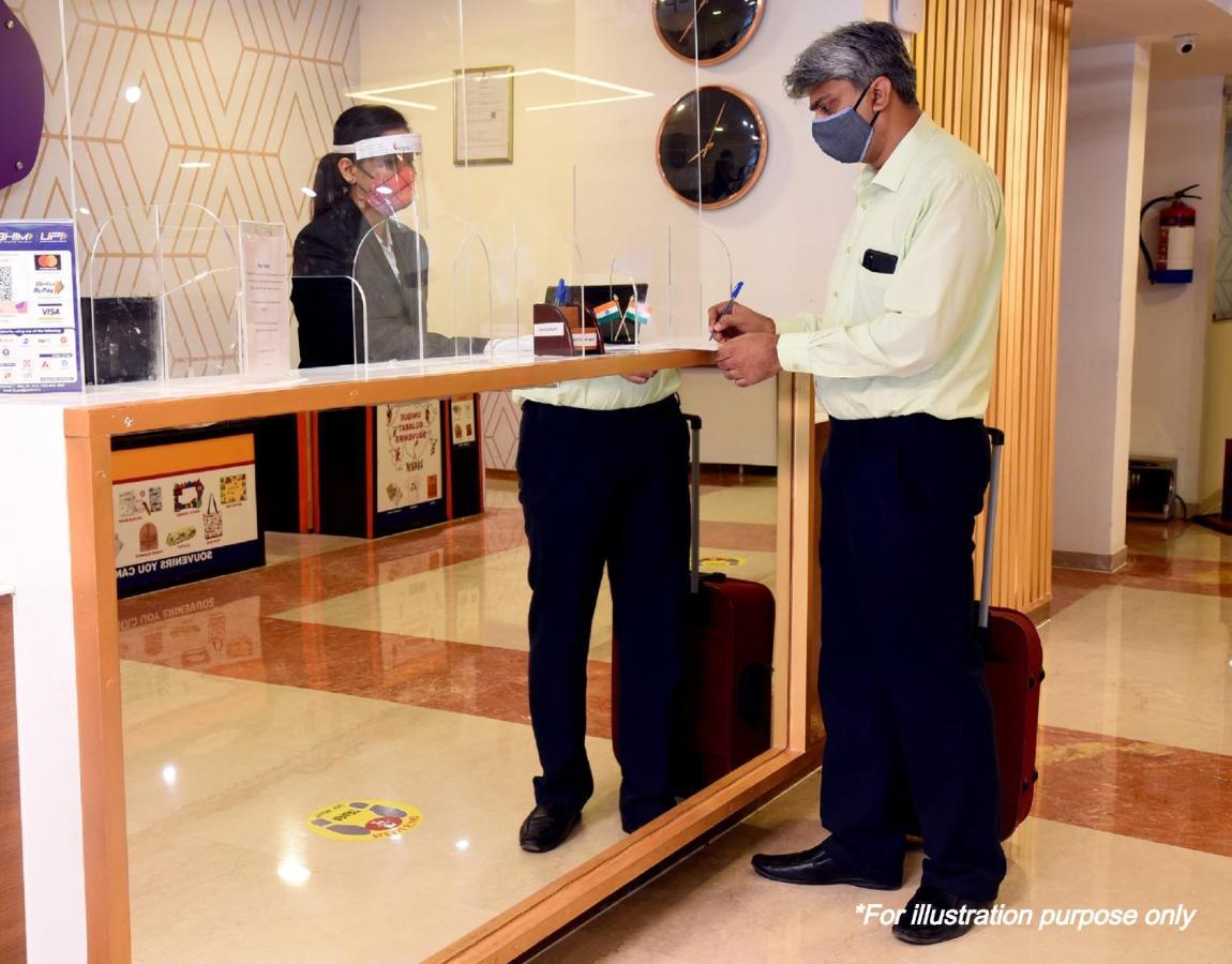 Oyo Kalpataru Lodge Hunsur Exteriör bild