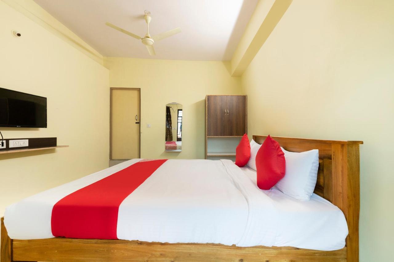Oyo Kalpataru Lodge Hunsur Exteriör bild